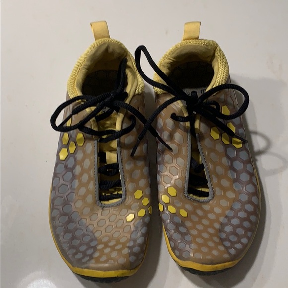 Terra Plana yellow and black sneakers - Picture 1 of 4